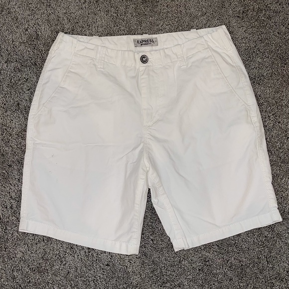 Express Modern Fit shorts - Picture 1 of 6